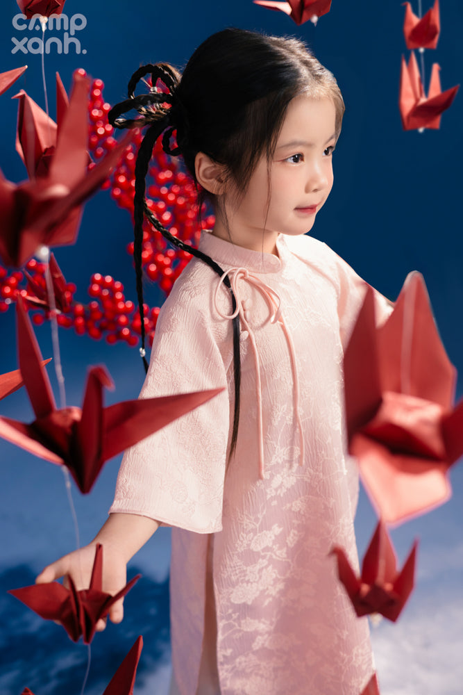 Hạc Đỏ Đón Xuân