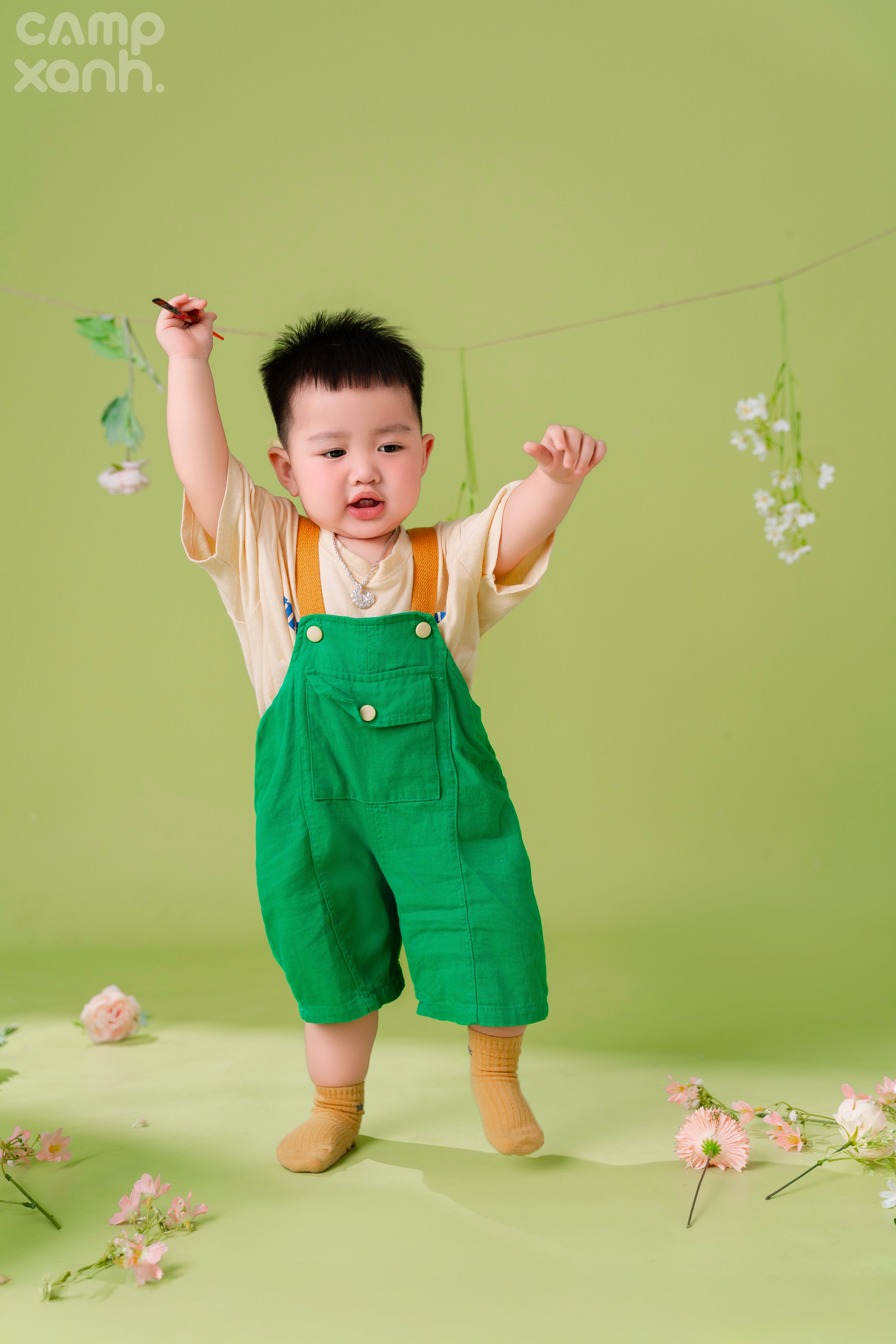 HỌA SĨ BÉ TRAI