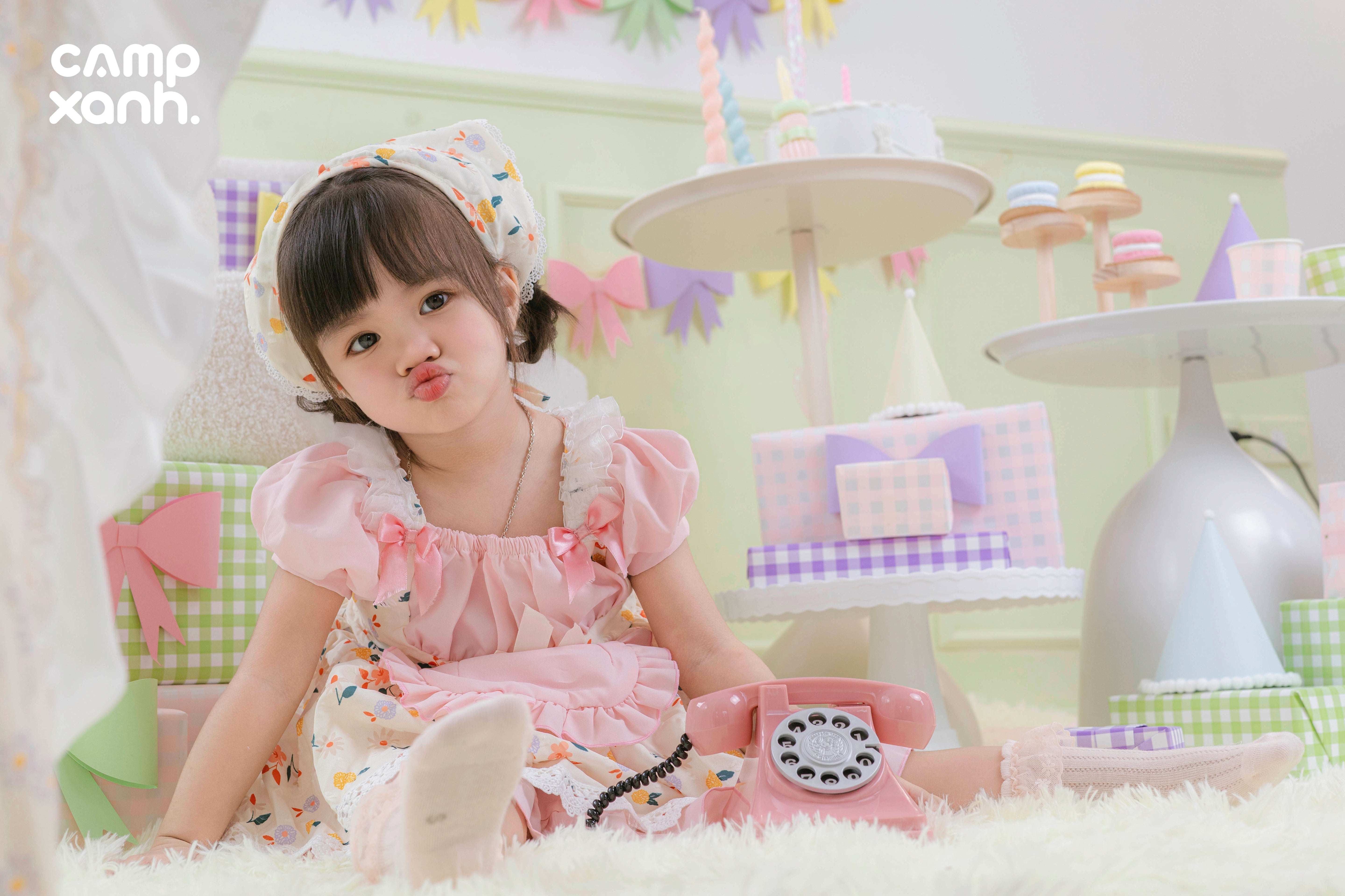 Tiệc trà của nàng thơ