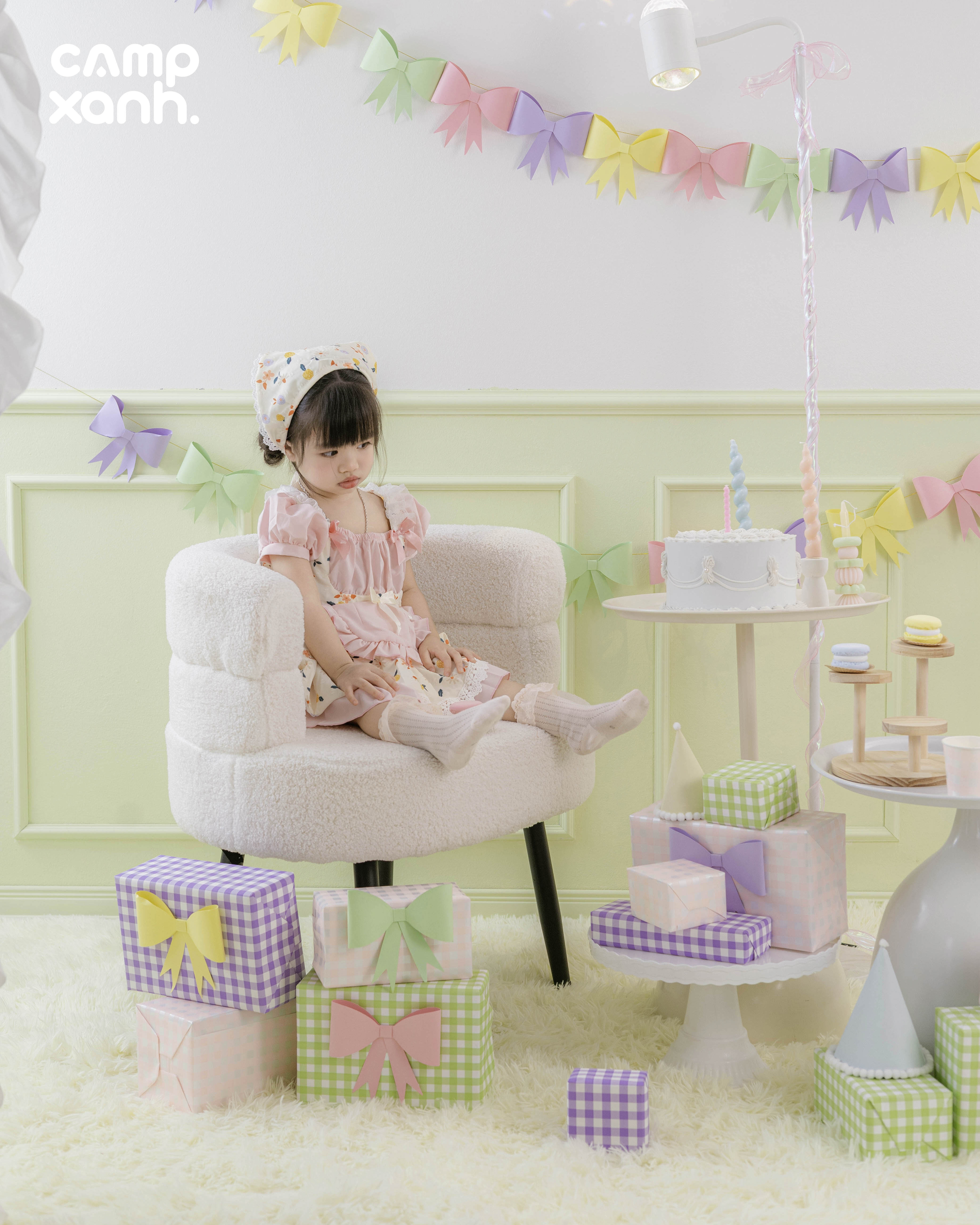 Tiệc trà của nàng thơ