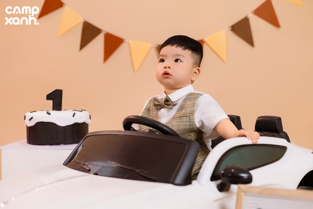 SINH NHẬT 1 TUỔI PHÔNG TRƠN