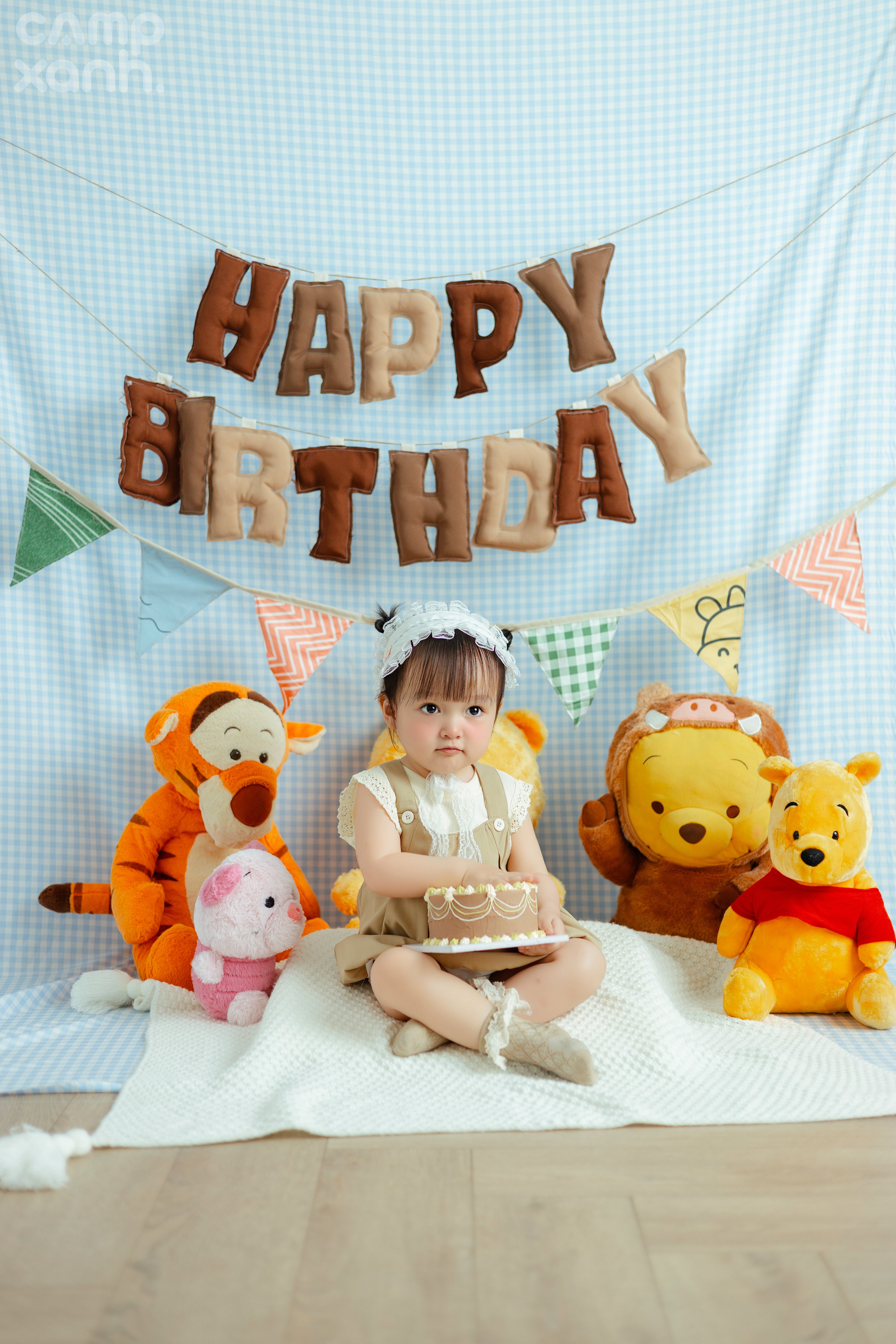SINH NHẬT GẤU POOH - BÉ GÁI
