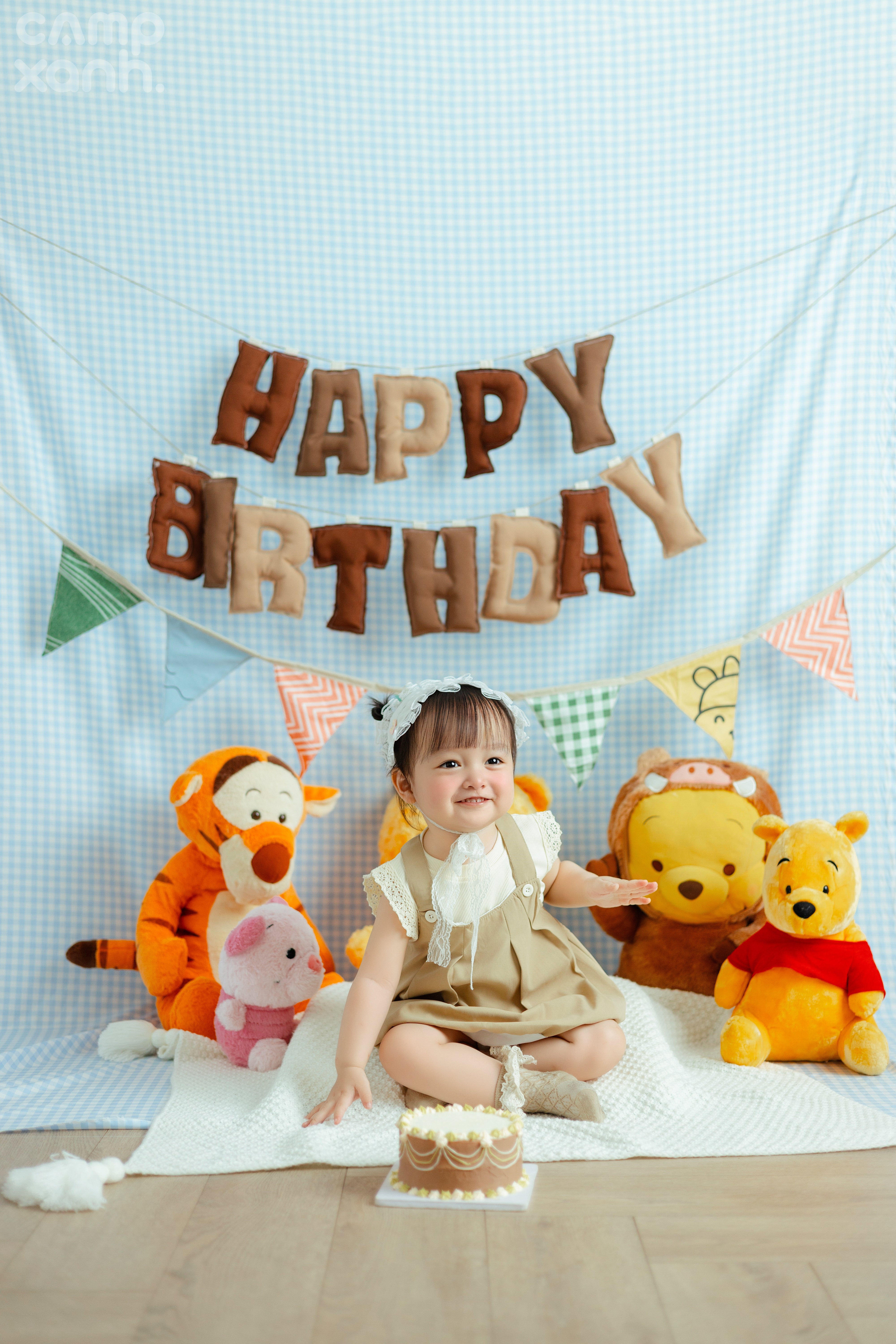 SINH NHẬT GẤU POOH - BÉ GÁI