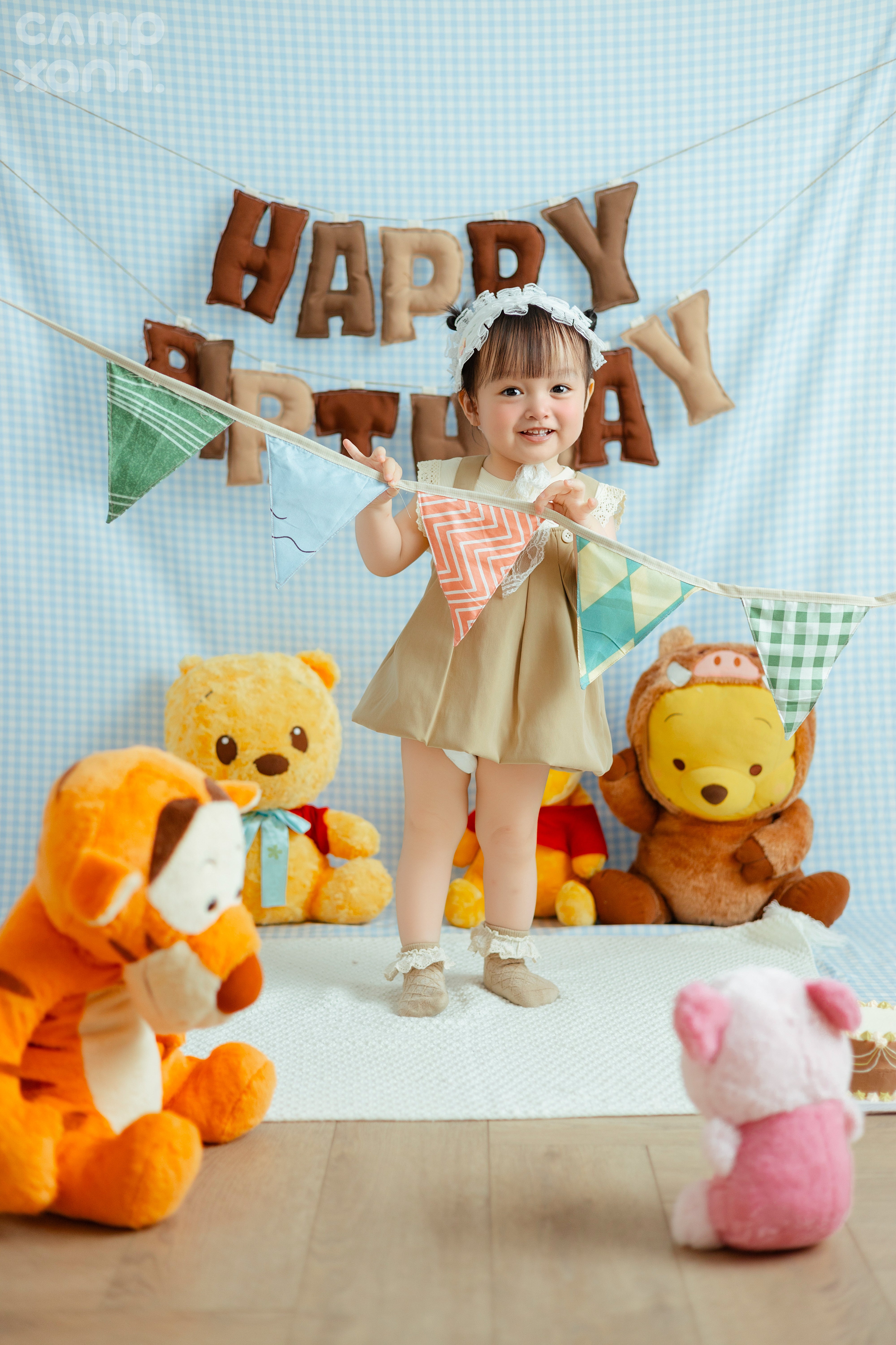 SINH NHẬT GẤU POOH - BÉ GÁI