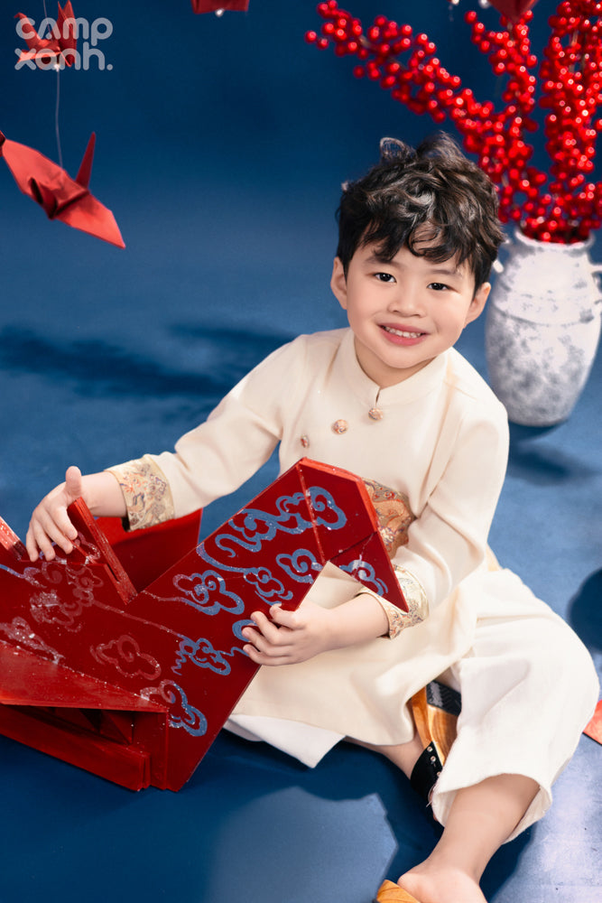 Hạc Đỏ Đón Xuân