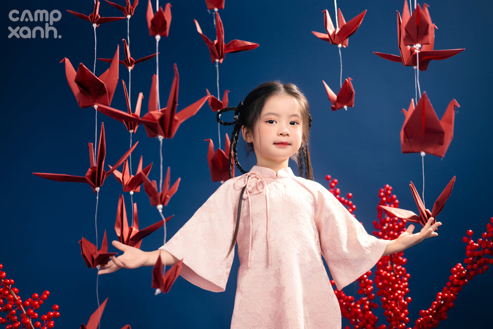 Hạc Đỏ Đón Xuân