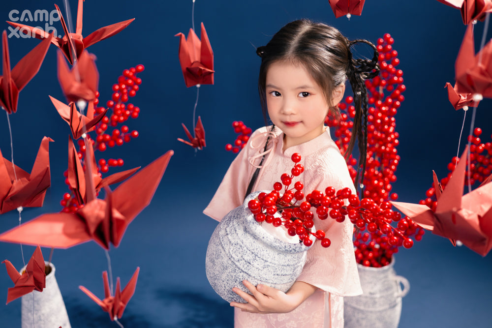 Hạc Đỏ Đón Xuân