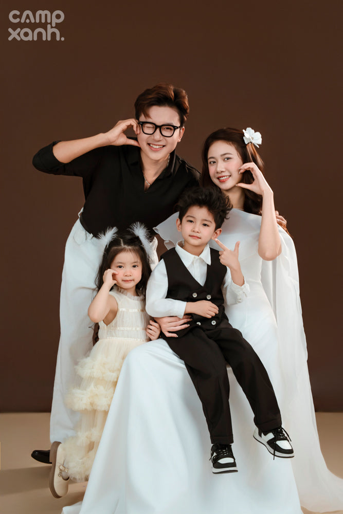 KỶ NIỆM NGÀY CƯỚI