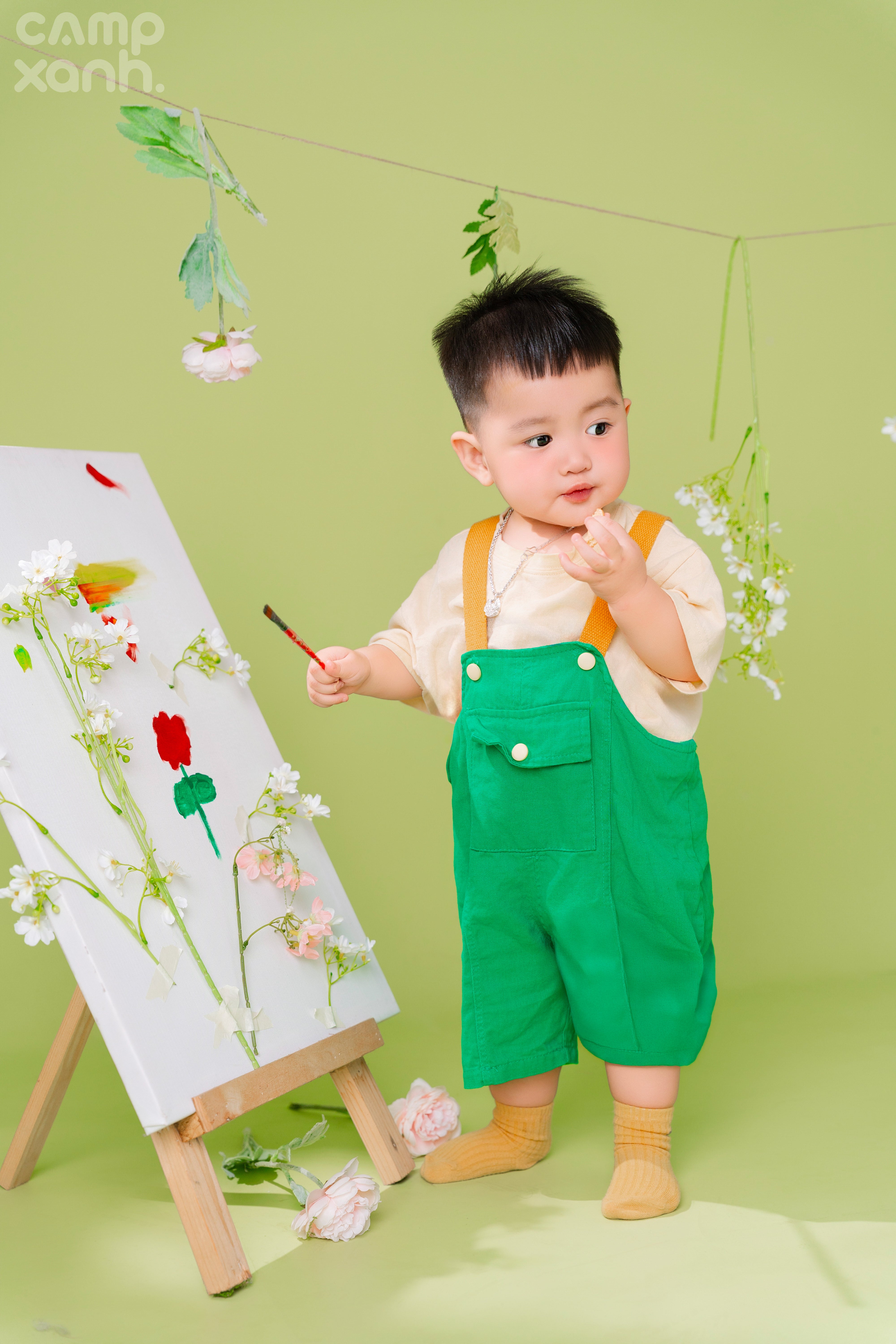 HỌA SĨ BÉ TRAI