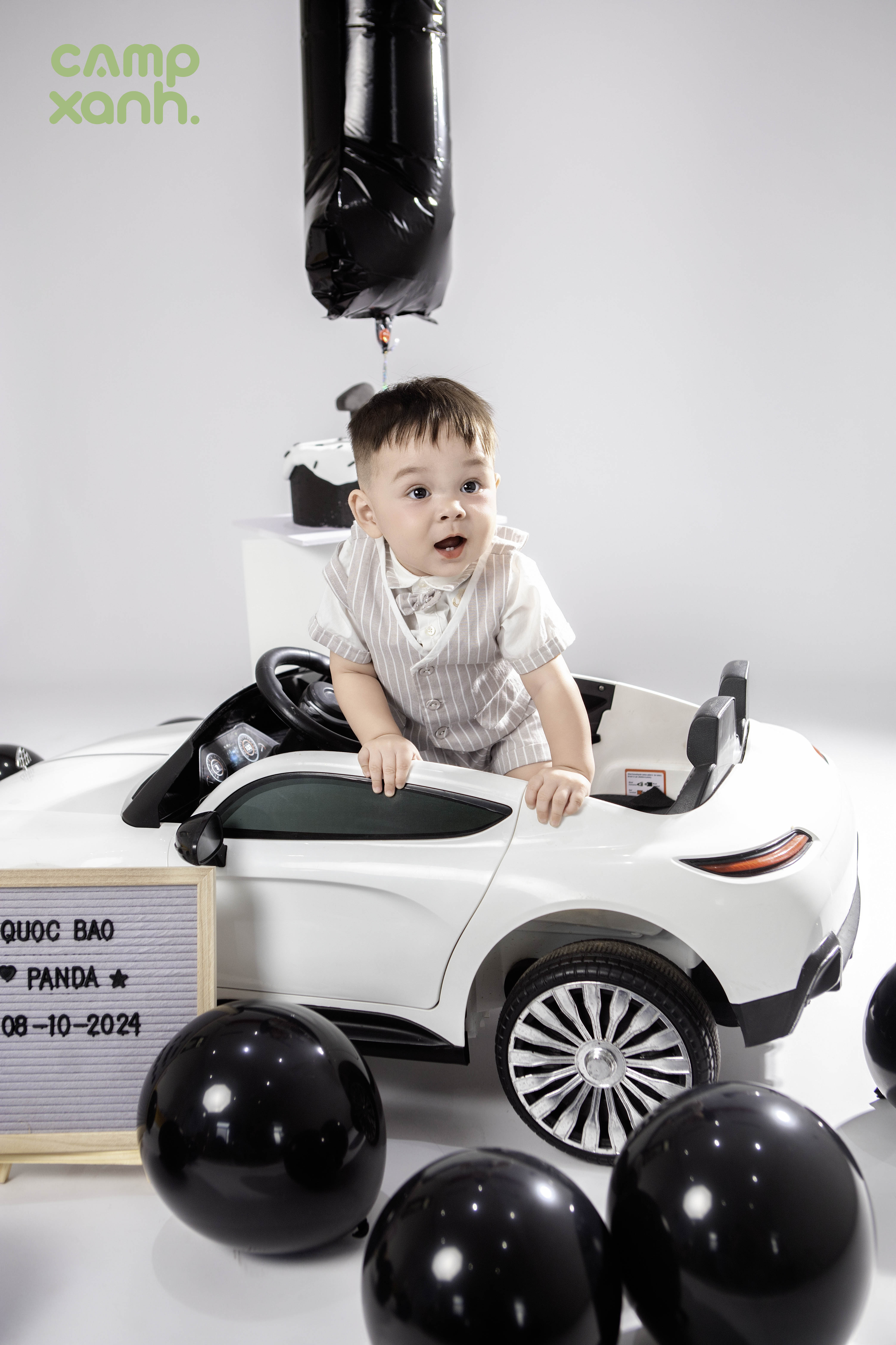 Sinh nhật ô tô và bóng bay