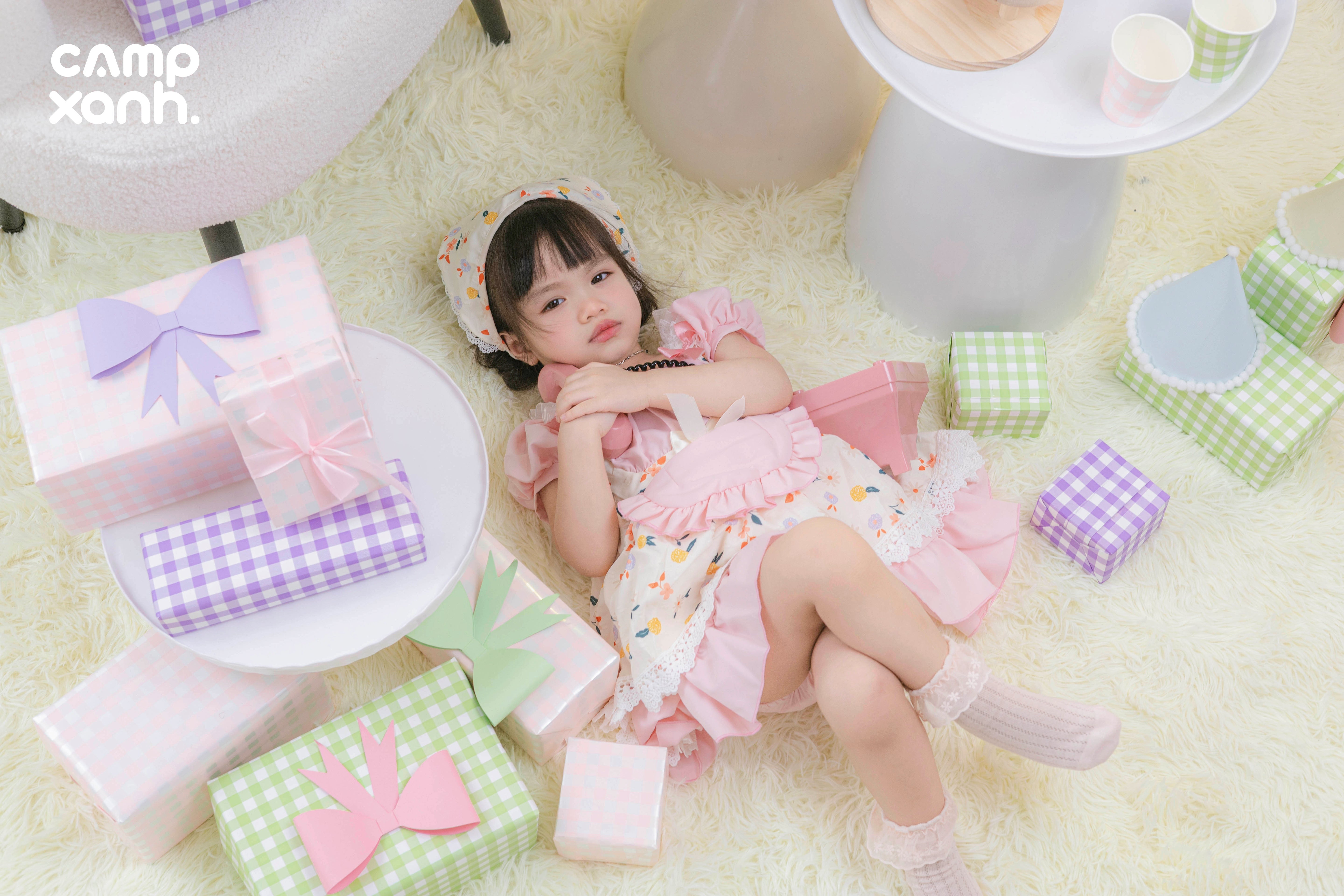 Tiệc trà của nàng thơ