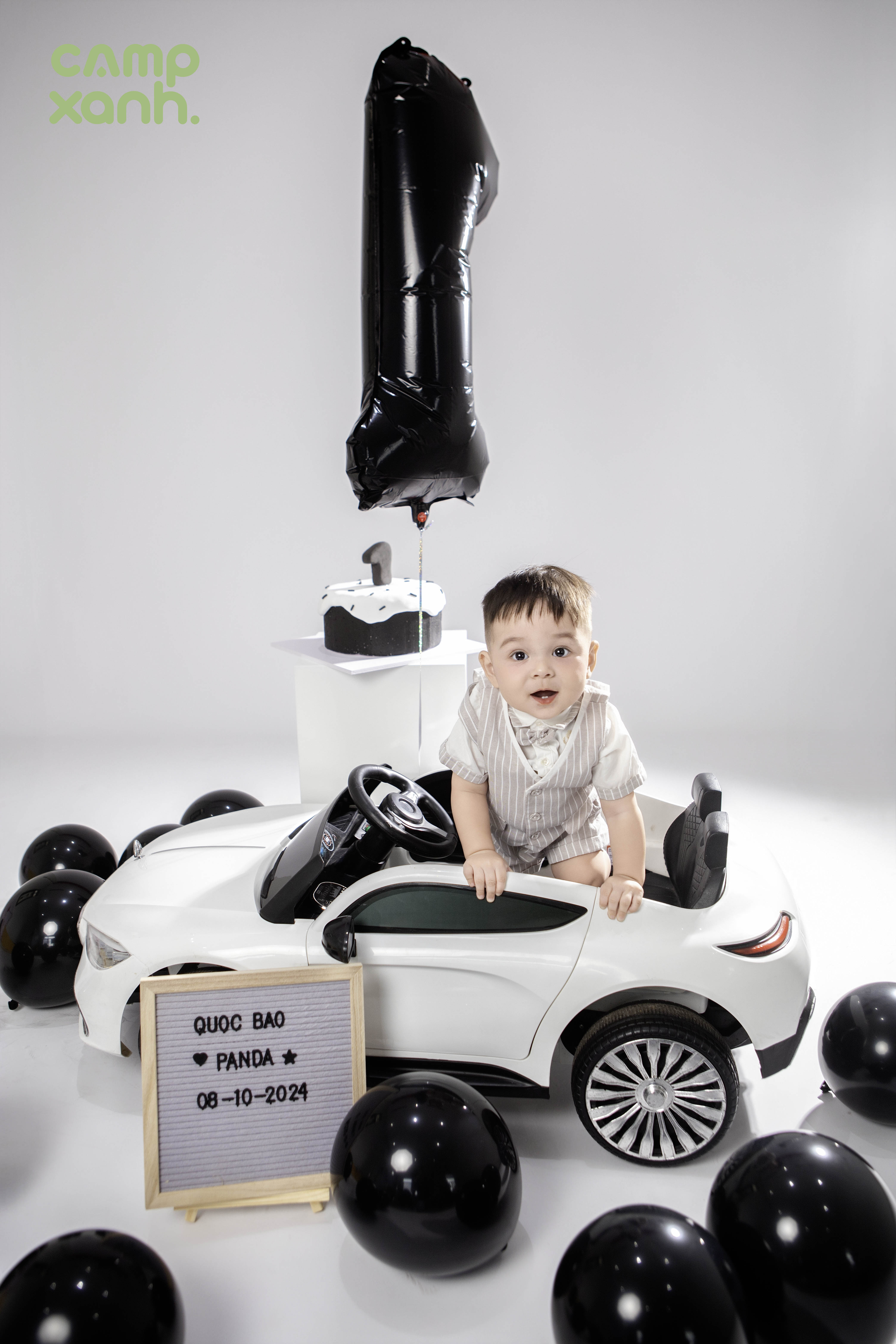 Sinh nhật ô tô và bóng bay