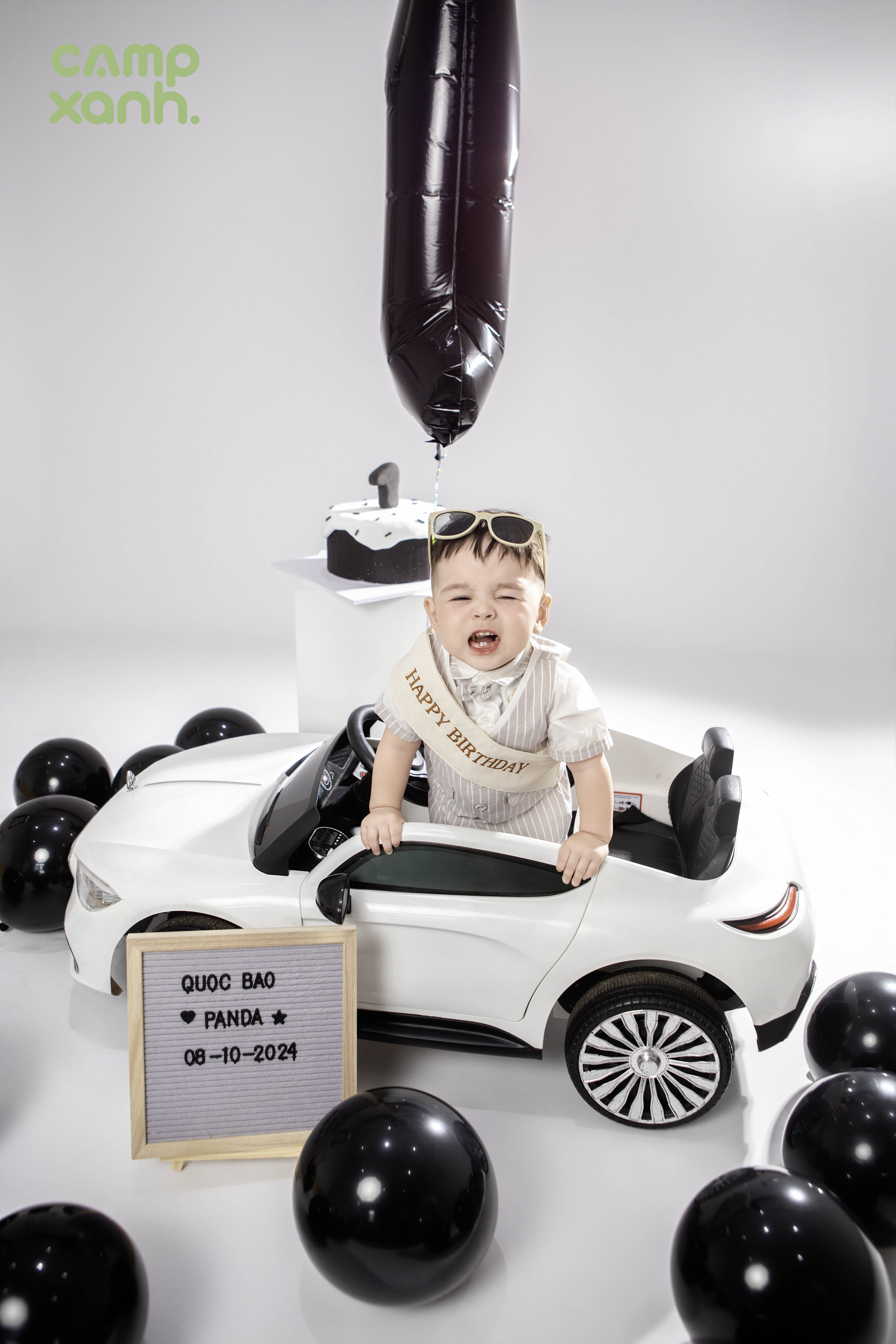 Sinh nhật ô tô và bóng bay