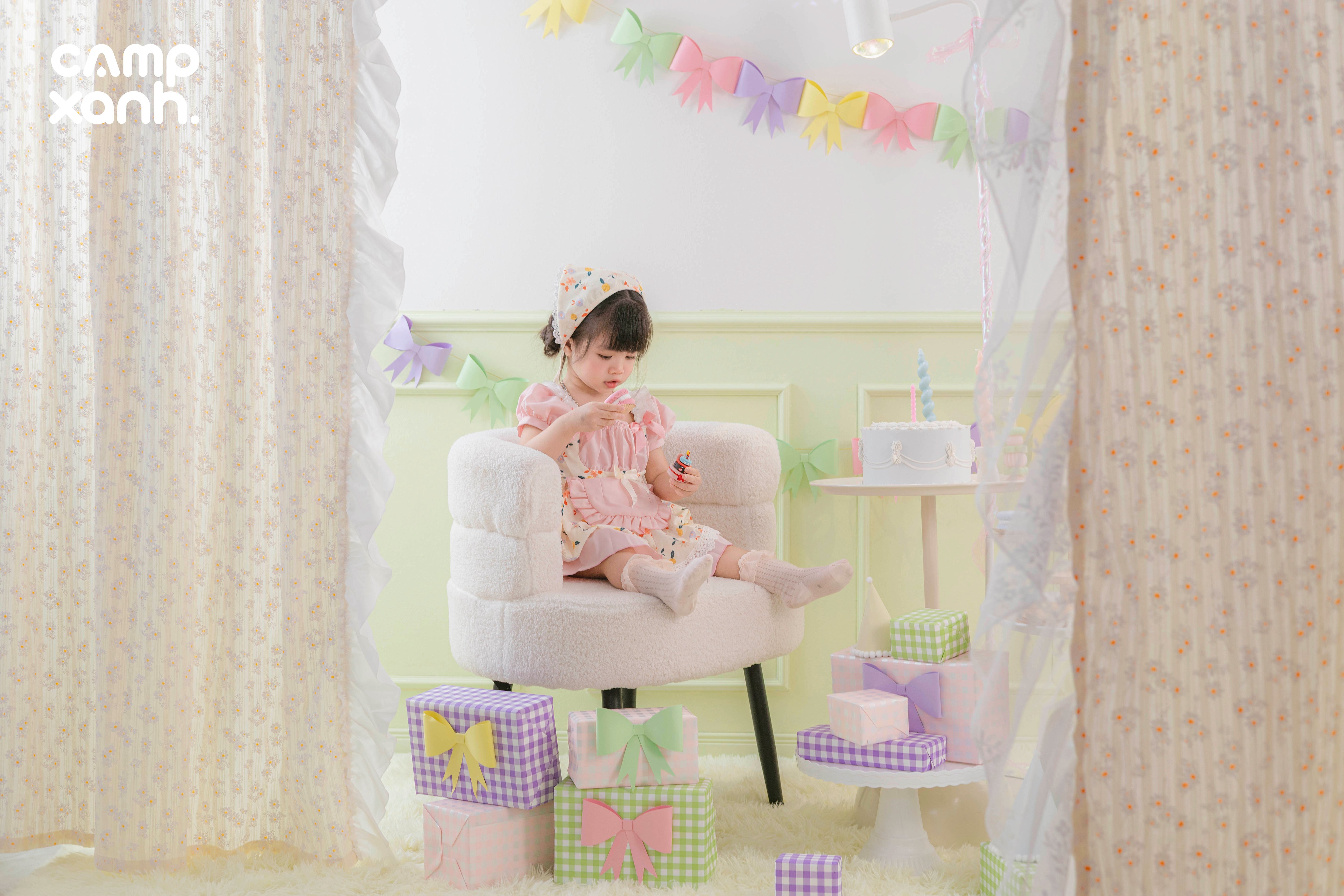 Tiệc trà của nàng thơ