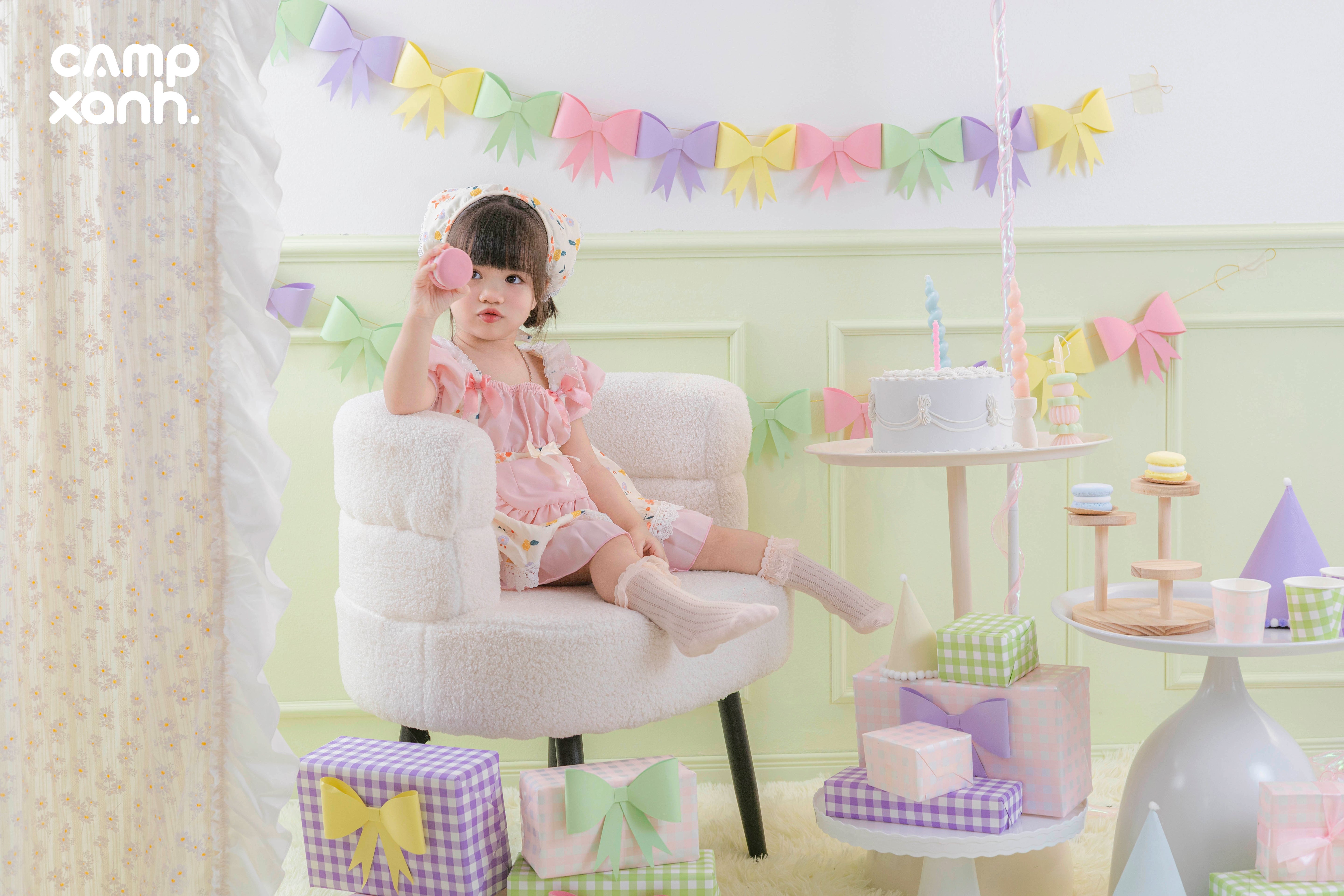 Tiệc trà của nàng thơ