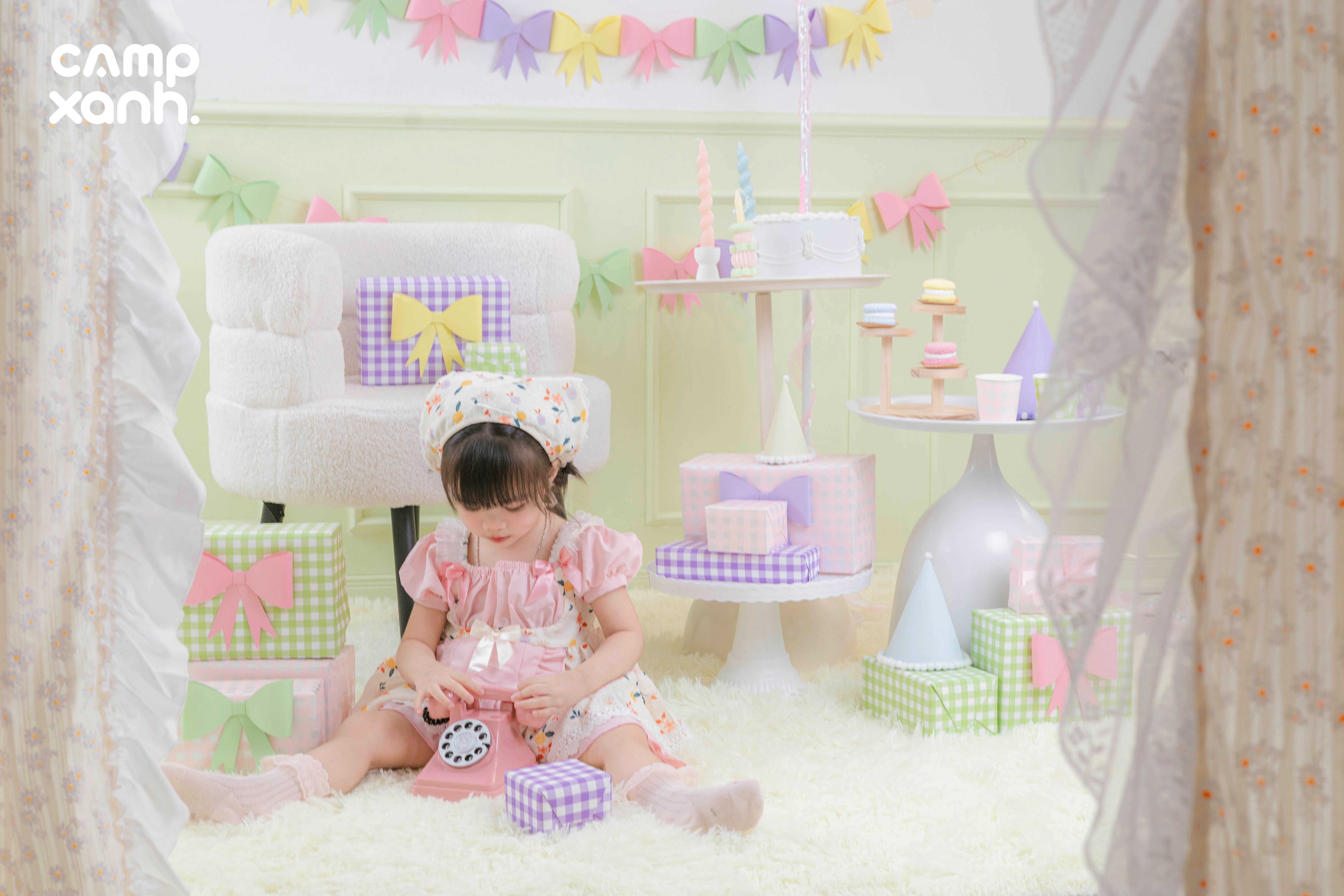 Tiệc trà của nàng thơ