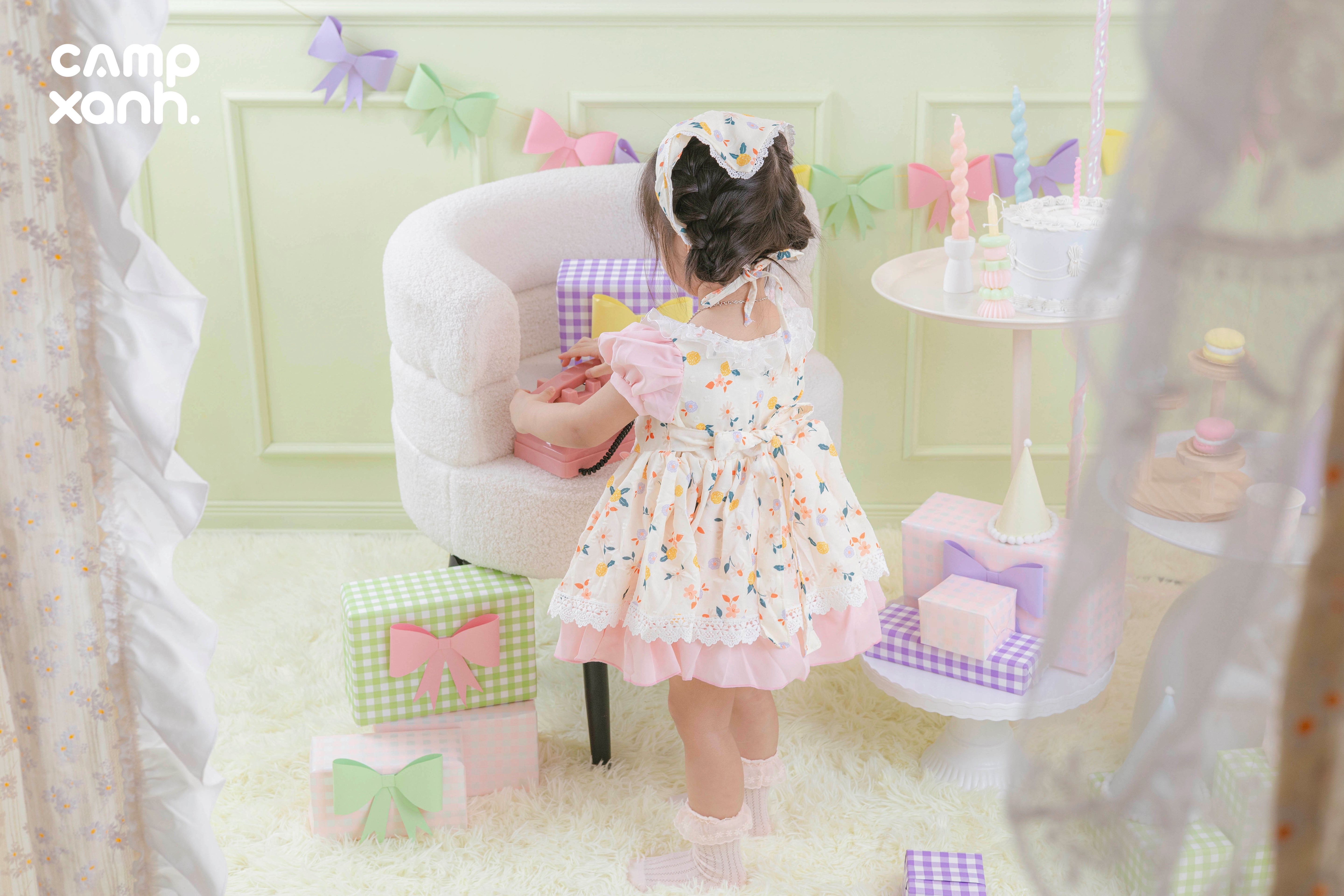 Tiệc trà của nàng thơ