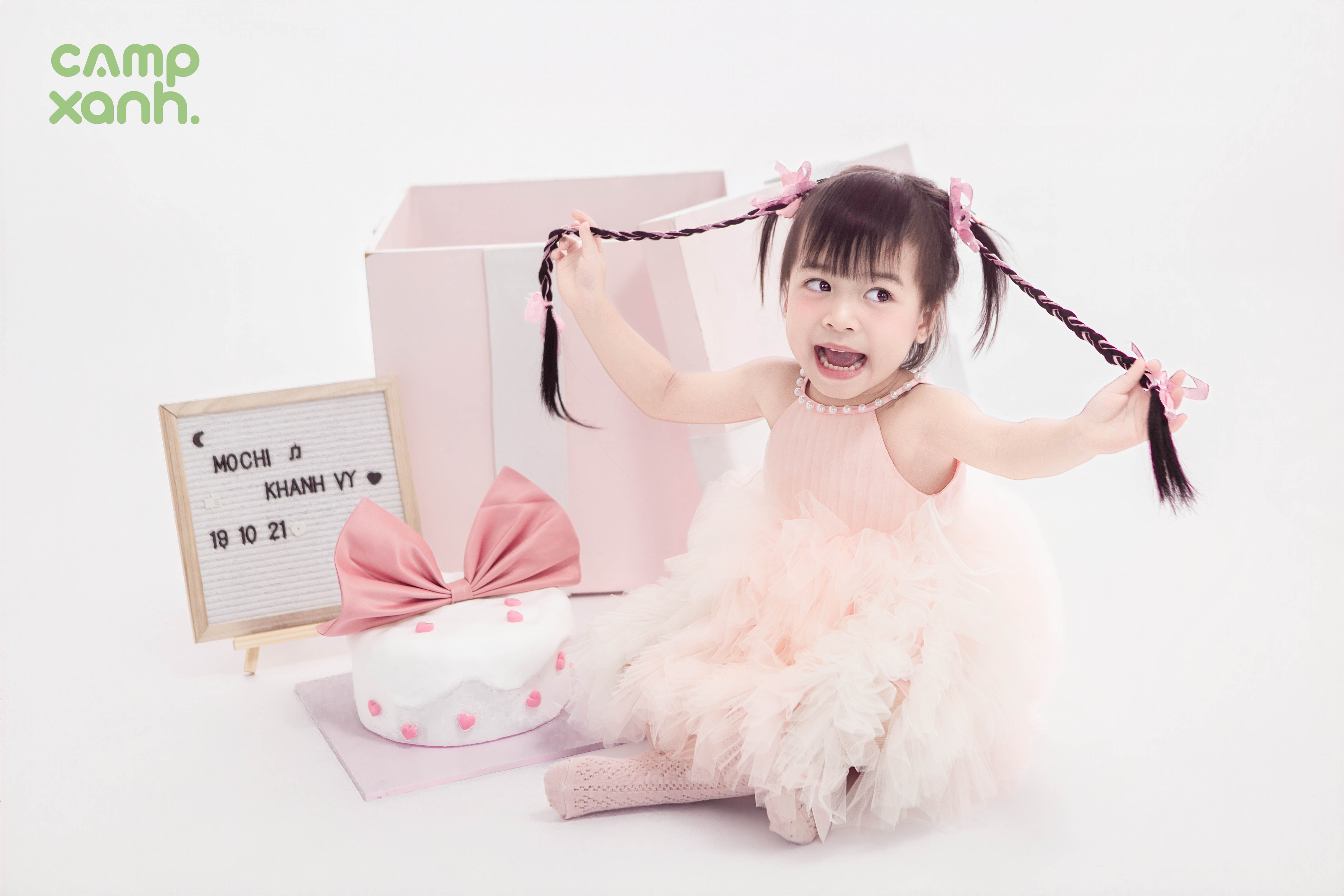 Sinh nhật hộp quà khổng lồ